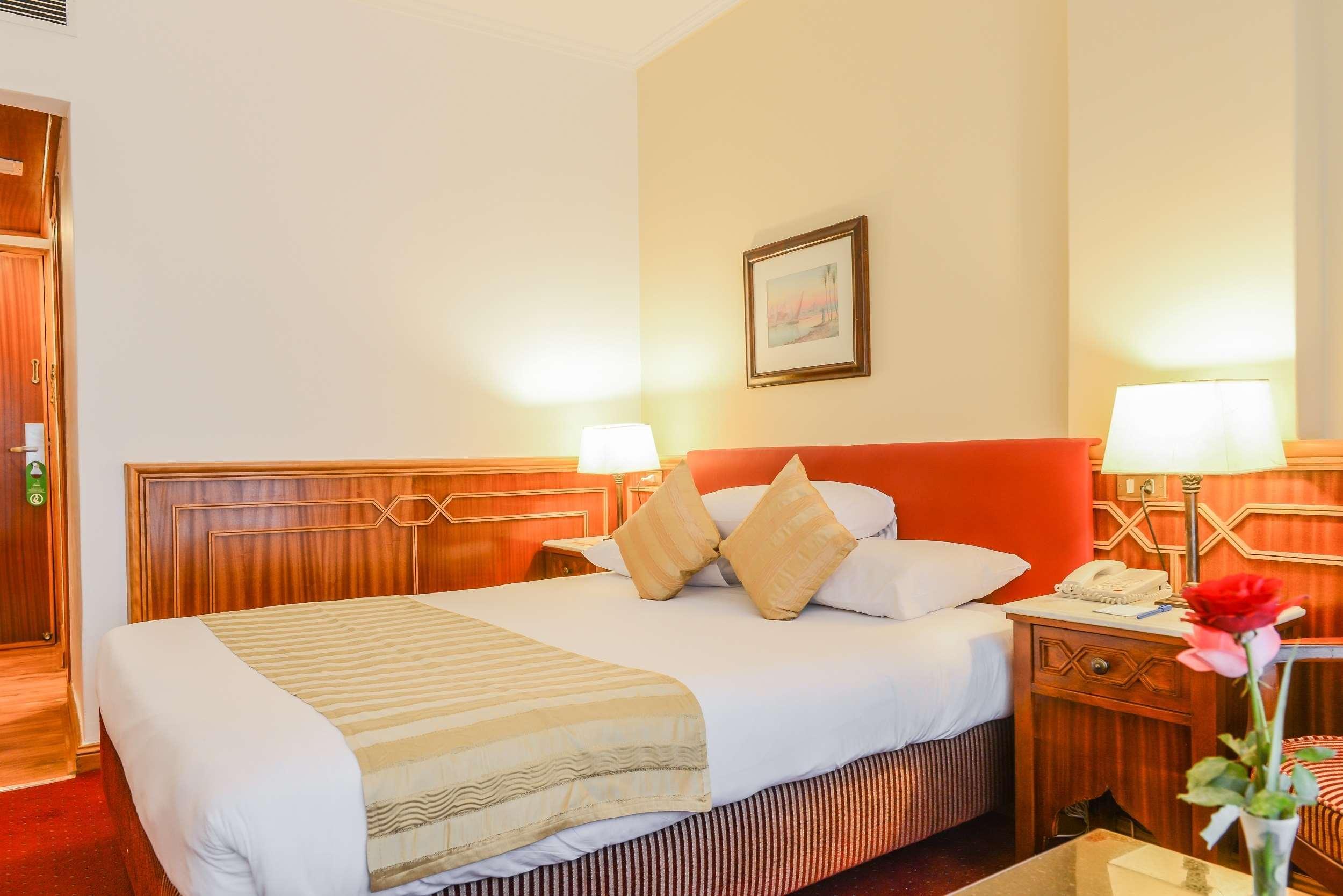 Hotel Flamenco Кайро Екстериор снимка