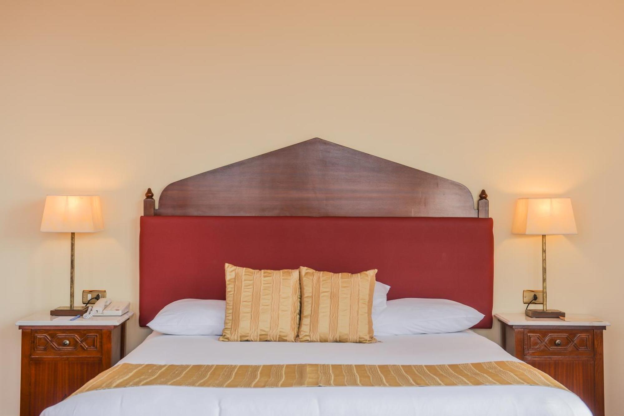Hotel Flamenco Кайро Екстериор снимка