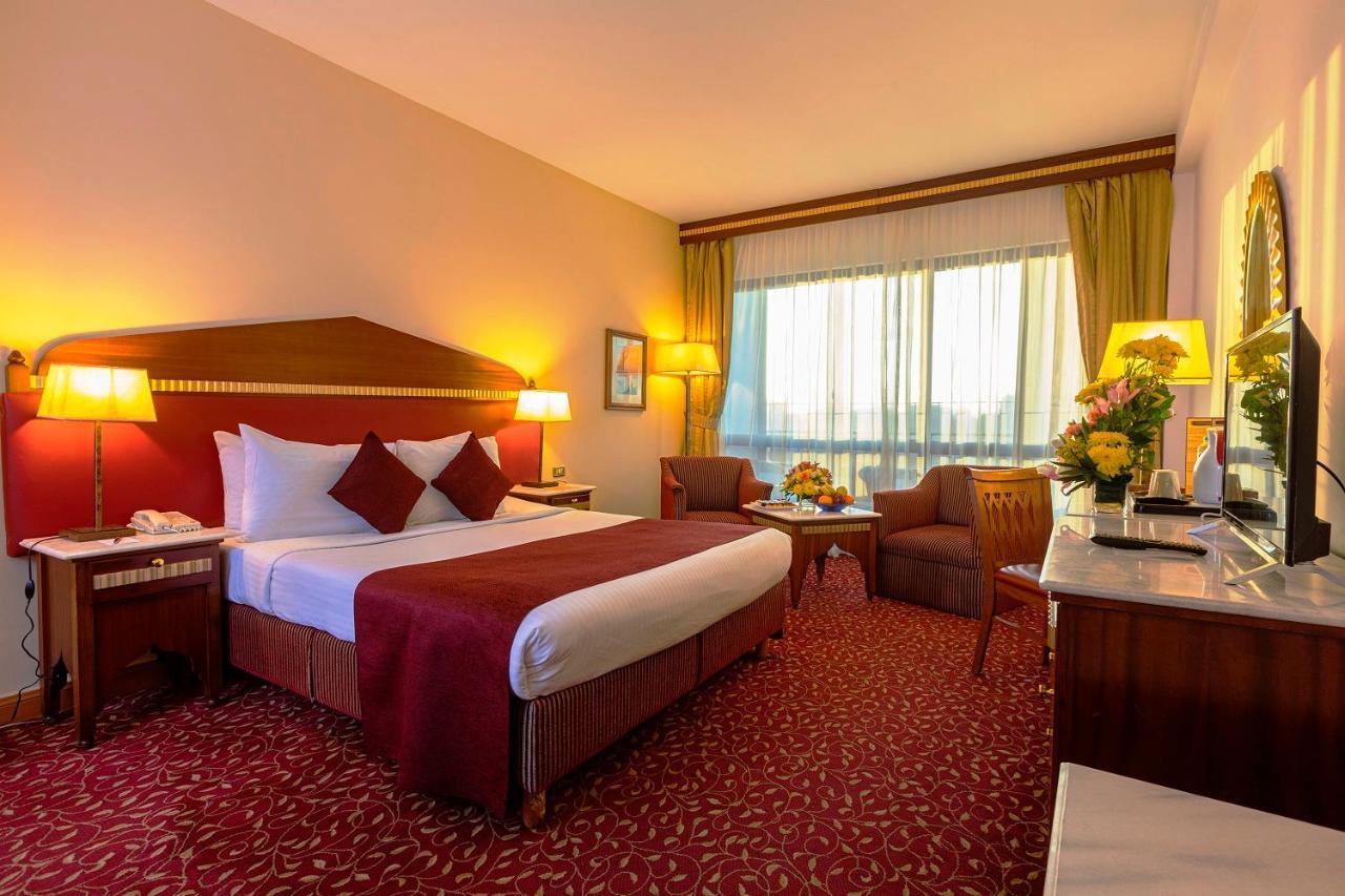 Hotel Flamenco Кайро Екстериор снимка