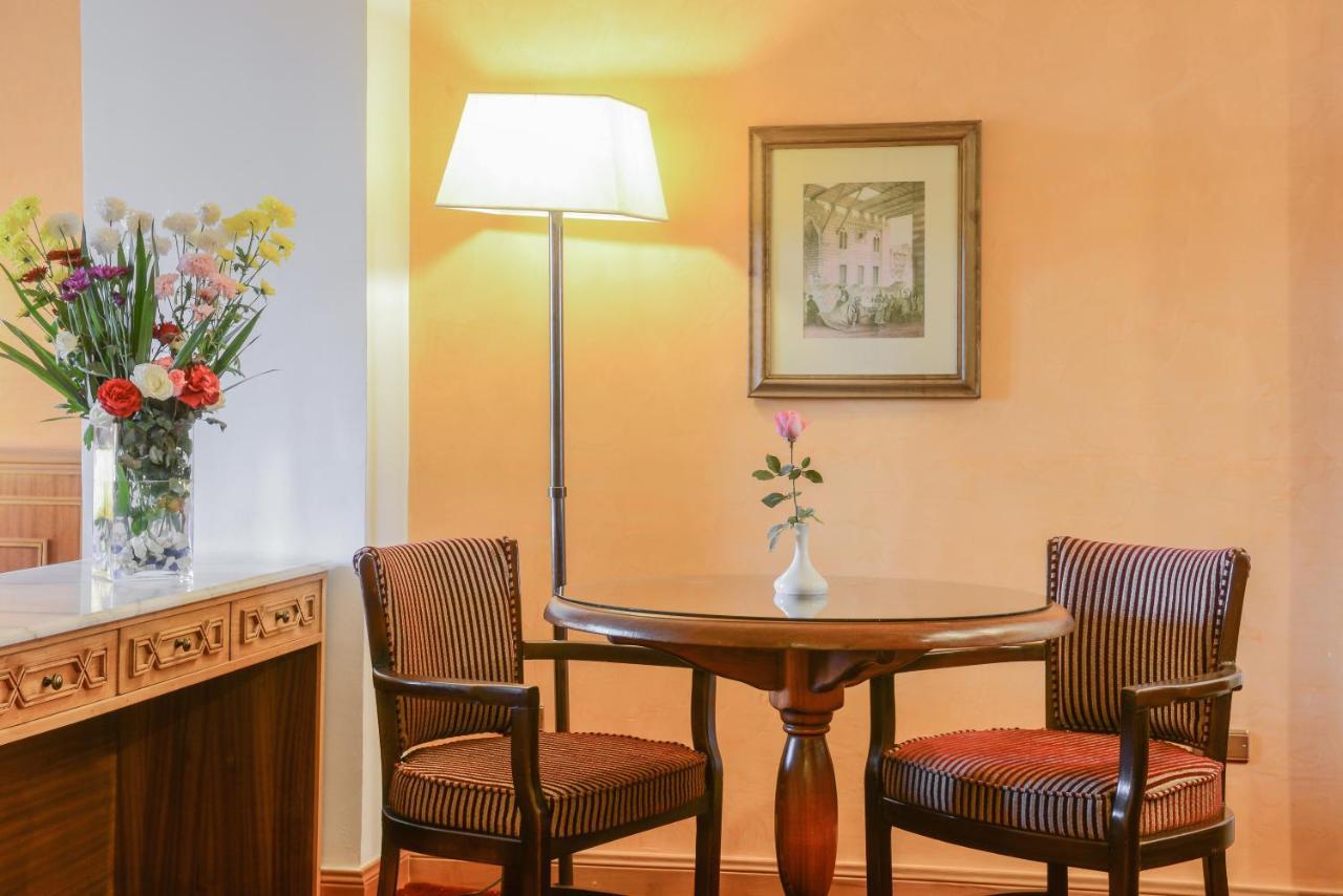 Hotel Flamenco Кайро Екстериор снимка